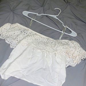 White off the shoulders blouse by sim & Sam